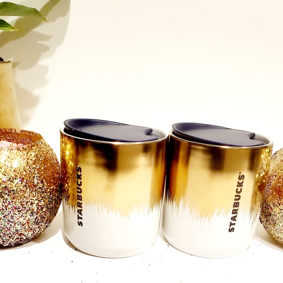 ❗️SOLD❗️Starbucks Holiday Gold Oilslick mug set - Picture 2 of 4